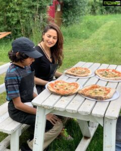 Madhuri Dixit Instagram - That’s amore 🍕❤️
#FlashbackFriday