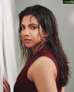 Madonna Sebastian Instagram - Captured by @shafishakkeer 
Styling @styledbysmiji 
@makeup_and_hair_by_samson_lei @samson_lei 
Costume from @veromodaindia @veromoda 
At @portmuziriskochi