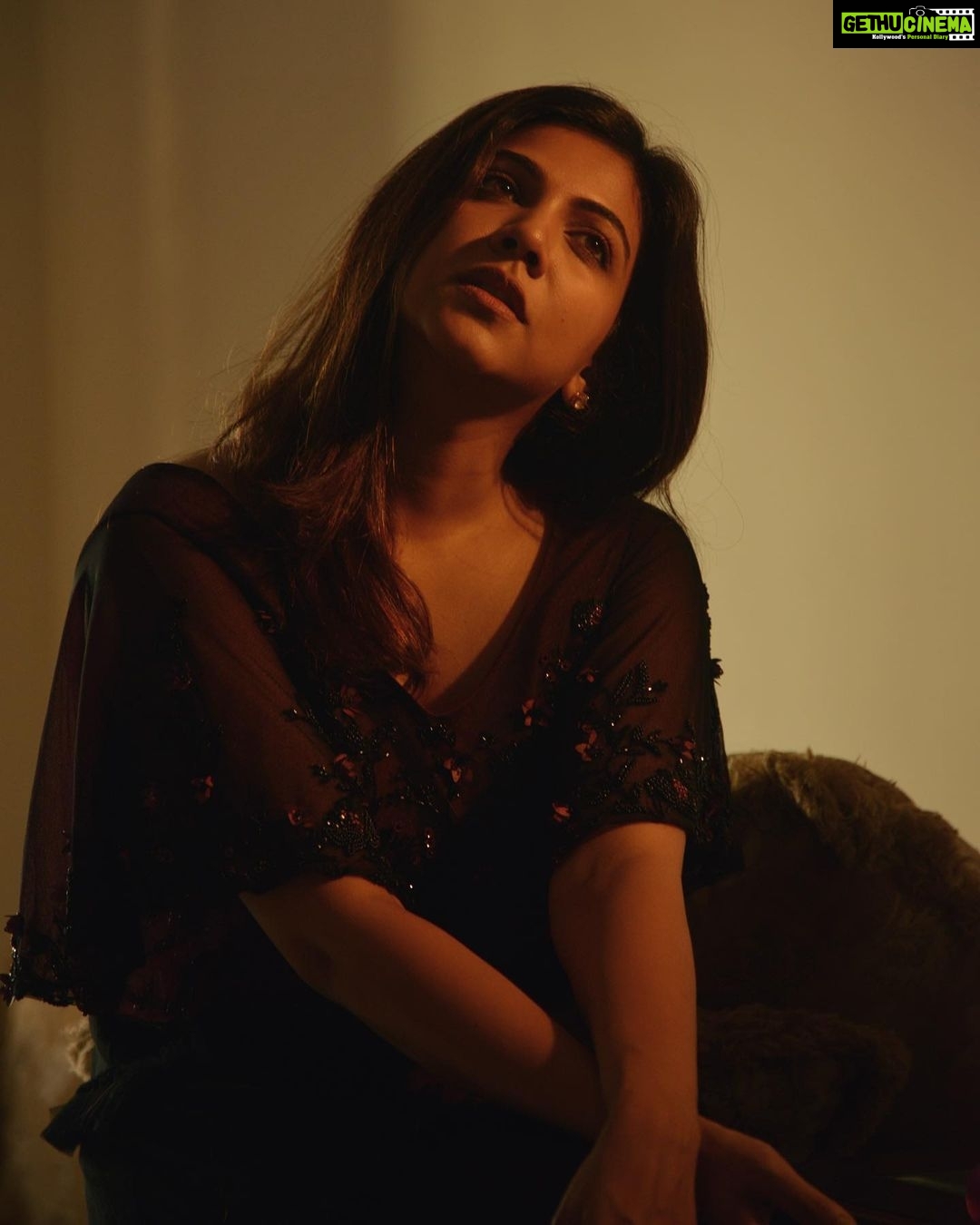 Madonna Sebastian Instagram - From the warm evening series.. #warmevening #calm Styling by @asaniya_nazrin Courtesy @poornimaindrajith Captured by @rahul_raj_r_