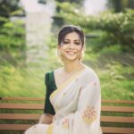 Madonna Sebastian Instagram – A Healthy, Wealthy, Happy Onam to all!
Saree from @poornimaindrajith 
Picture by @i_m_vyshnav 
MakeupHair @unnips 
Styled by @styledbysmiji 
#onam #onam2019 #onamsaree