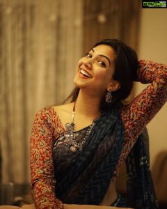 Madonna Sebastian Instagram - Picture by @i_m_vyshnav Wanted to click a couple of pictures in these beautiful accessories by @saatrangi .. they blend so perfectly with any attire. Gorgeous detailing. Thanks to @troisanges_tvm. Thank you guys! Kochi, India