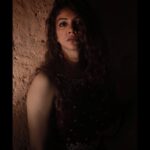 Madonna Sebastian Instagram - 📸 @sreek_uttan @vimalvnair3 Garment @thunnal With the help of Ritty Mathew, @megharaiphi and @raiphigomez #lightingphotography #photography #noedit Kerala