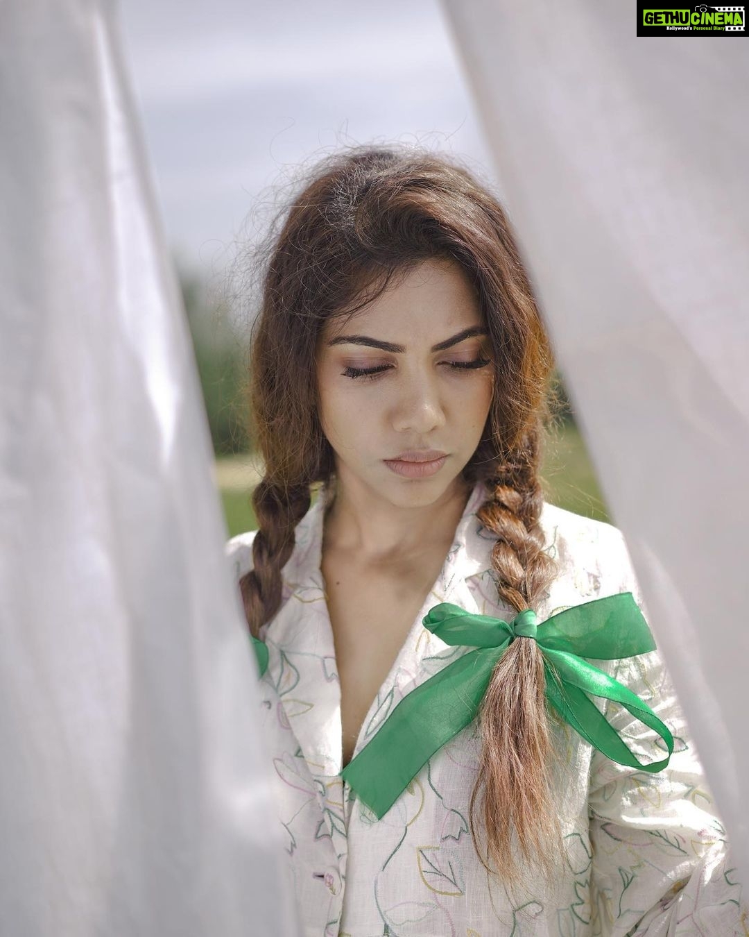 Madonna Sebastian Instagram - Sister Earth #sisterearthseries Comfort Belonging & unconditional Love Photography @manekha_ Styling @stylingbyafsheenshajahan Makeup @unnips Clothing courtesy: @shopcultmodern x @ekaco at www.shopcultmodern.com Thanks to @nimisha_mariam_paul