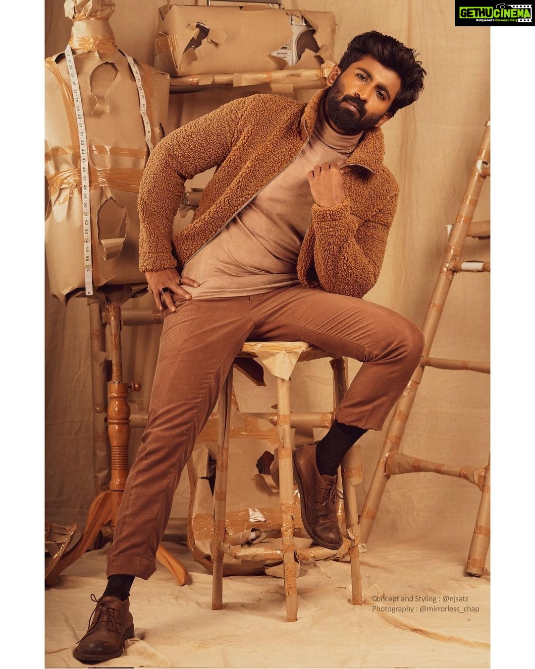 Mahendran Instagram - Focus on making yourself better ,not on thinking that You are better! ❤️ Organize,concept & styling @njsatz Outfit @sathyanjfashionhouse Photography @mirrorless_chap Studio @njstudios_7159 Hair & makeup @mr.b_salon @bigheadchennai Art director @event.engineeringcompany Media partner @sathyanj_youtubechannel Assitant stylist @karthik.fashion.designer PRO @onlynikil #nm Sponsors @zubicandy @jawakingmotorcycles