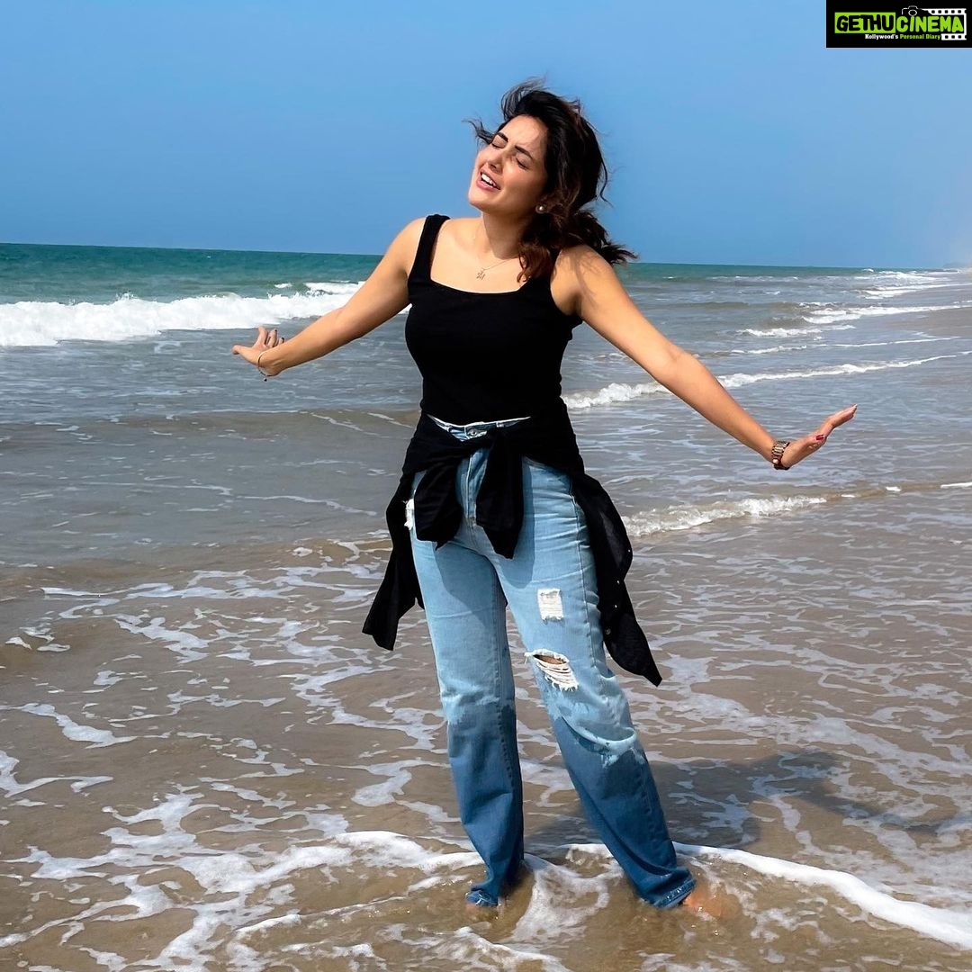 Mahima Nambiar - 104.5K Likes - Most Liked Instagram Photos