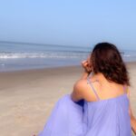 Mahima Nambiar Instagram - Eat.... Sleep..... beach .... Repeatu!! Eat....Sleep...Beach.... Repeatu!!!!🤣🌊☀️ Wearing: @in.urbansuburban #beachlove #beachface #vitaminsea #seaandsun #beachgirl #sand #newyear #goodstart #positivity #2022
