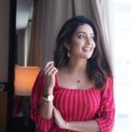 Mahima Nambiar Instagram – “I’m the reason why I smile everyday 🤍 “ 
Wearing : @houseoffett 
Earrings : @forever21 
PC 📸 : @prathapchristopher 
@chennaimemes 

#selflove #newyear #goodvibesonly #positivity #iloveme #smile #happyme #wakeuptodressup #poser