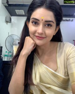 Mahima Nambiar Instagram - 🙈🙈🙈 #malayali #malayalimanga #malluvibes #mallugram #shootingdiaries #inbtwnshots #poser