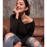 Mahima Nambiar Instagram – “A very Good Morning!!! I hope your morning is as bright as your smile.”

#goodvibes #morningvibes #thursdaymotivation #smile #smilemore #goodday #instagood #instadaily