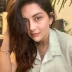 Mahima Nambiar Instagram - I wonder what I look like in your eyes 🦋 #lookingatyou #goodmorning #instapost #wednesdayvibes #instagram