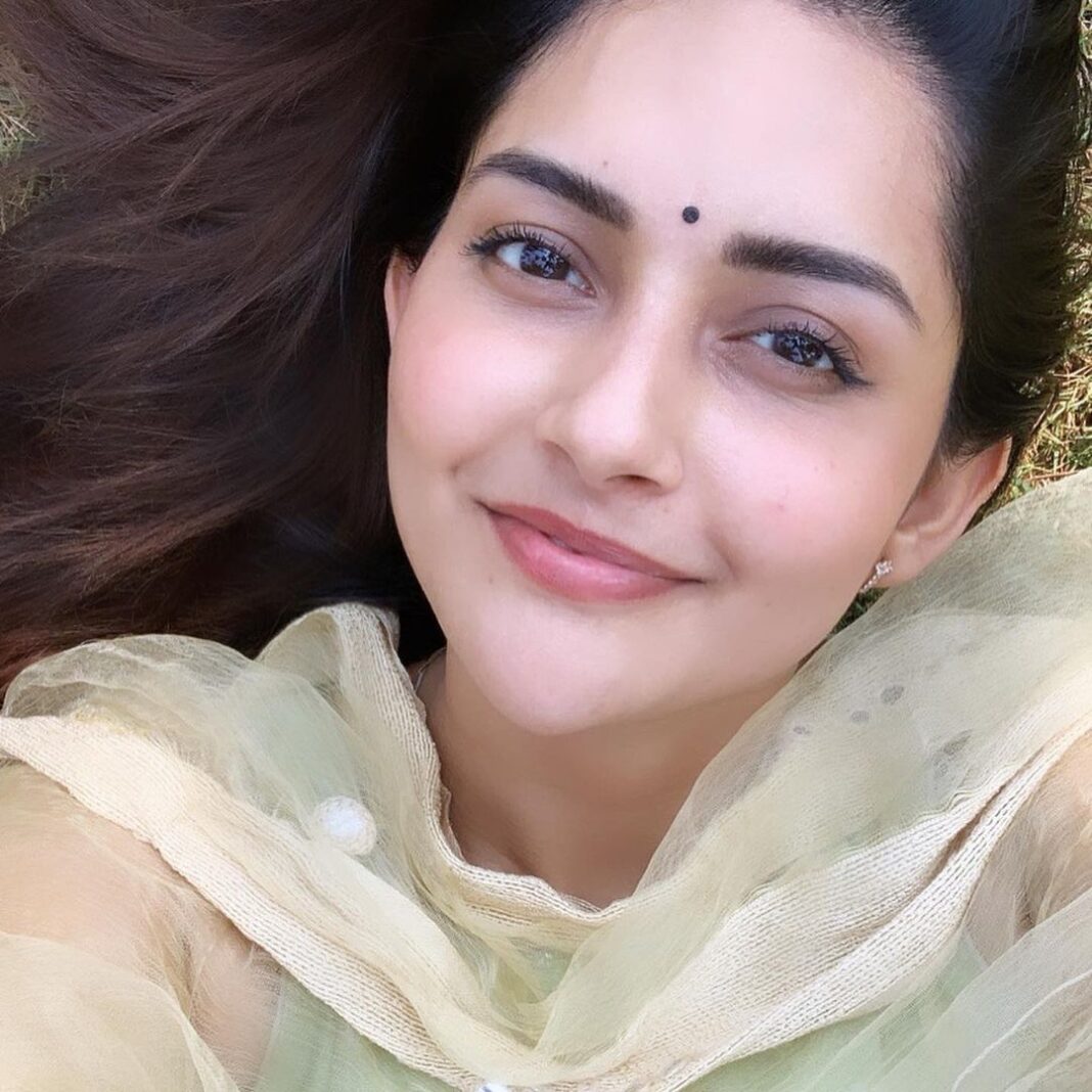 Mahima Nambiar Instagram - Hello, Vitamin D!! ☀️ Gokulam Nalanda Resorts, Nileshwar