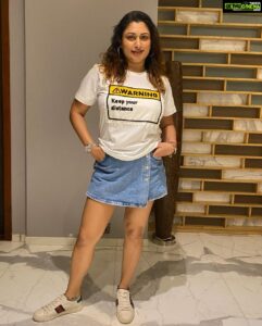 Malavika Instagram - Warning alert ⚠️