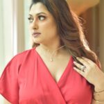 Malavika Instagram - Dressing up never felt so sophisticated and glamorous than with classic and sleek diamond jewellery by @galabrothersofficial