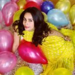 Mallika Sherawat Instagram - Well well well....the countdown begins!! 👗 @zimmermann #birthdayweek #2daystogo #birthdayglam #excited #lovelife #gratitudeattitude #godiskind #peacetoall #scorpioseason #scorpianqueen