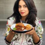 Mallika Sherawat Instagram - Do you want to share the vegan burger with me?:) . . #vegan #plantbased #veganfood #vegetarian #crueltyfree #healthyfood #food #glutenfree #healthy #organic #govegan #veganlife #vegansofig #healthylifestyle #love #veganrecipes #whatveganseat #vegano #veganism #instafood #fitness #veganfoodshare #natural #health #dairyfree #vegansofinstagram #yummy