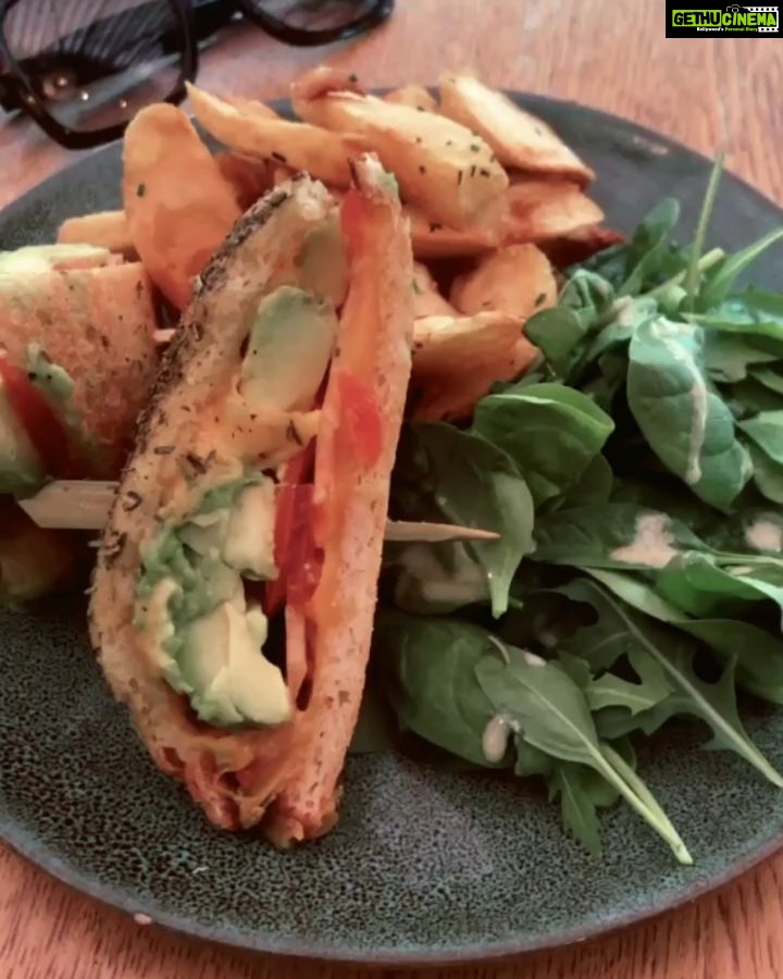 Mallika Sherawat Instagram - Missing My Sunday Outdoor Binges.! . #missingonlife #quaratntinedays #stayhomestaysafe #veganfood #veganlife 🥦🥑