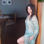 Mallika Sherawat Instagram - ✨ . . . . . . . #onthisday #spreadlove #fromhome #onelife #goodenergy #nodrama #onlypositivevibes #loveyouall #behappy #wethebest #alwaysforward #whoyouare #goodvibesonly #alright #lovemusic #oneofthosedays #deepbreaths #enjoythemoment #thingsthatmatter #peaceday #healthymindset #positivethoughts #inspirational #positivenergy #canon5dmarkiv Home