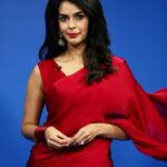 Mallika Sherawat Instagram - The saree affair continued.... Styled by @stylingbyvictor @sohail__mughal___ Accessories @rubansaccessories #sareelove #sareedraping #sareelover #sareeaffair😍 #indiangirls #indianlove #glamiator #mallikamagic #loveyourself