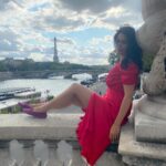 Mallika Sherawat Instagram - Daydreaming 👧🏻 . . . . . . . . . . #happiness #positivemindset #decisions #joyinthejourney #confidence #positivemind #positiveaffirmations #liveinthemoment #thinking #positive #exploreyourself #optimism #better #natural #lipstic #goodenergy #respect #onelife #up #reachout #inward #listening #relate #wonder #contemplating #alliswell #deepbreaths #blessings #stillblessed #leadwithlove Paris, France