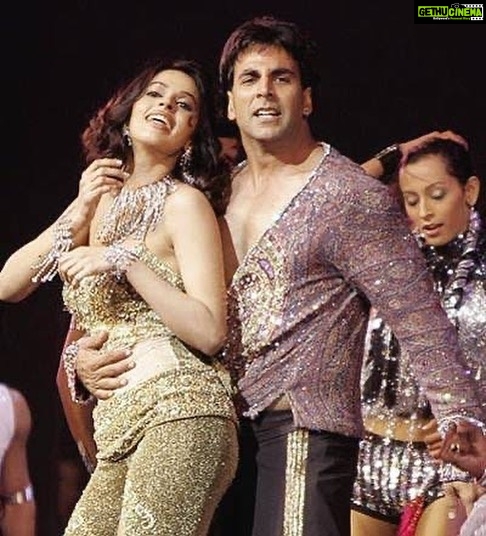 Mallika Sherawat Instagram - Blast from the past @akshaykumar ✨🤪 . . . . . . . . . . #stageshow #bollywoodshow #concert #happiness #positivemindset #decisions #joyinthejourney #confidence #positivemind #positiveaffirmations #liveinthemoment #thinking #positive #optimism #better #natural #goodenergy #respect #onelife #up #reachout #listening #relate #wonder #alliswell #deepbreaths #blessings #stillblessed #leadwithlove