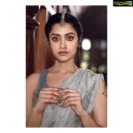 Mamta Mohandas Instagram - 𝑰’𝒎 𝒏𝒐𝒕 𝒈𝒐𝒐𝒅 𝒂𝒕 𝒘𝒐𝒓𝒅𝒔 ... 𝒚𝒐𝒖 𝒃𝒆𝒕𝒕𝒆𝒓 𝒃𝒆 𝒈𝒐𝒐𝒅 𝒂𝒕 𝒓𝒆𝒂𝒅𝒊𝒏𝒈 𝒕𝒉𝒆𝒔𝒆 𝒆𝒚𝒆𝒔. 𝐒𝐀𝐋𝐓 𝐱 𝐀𝐌𝐑𝐀𝐏𝐀𝐋𝐈 𝐱 𝐁𝐇𝐀𝐕𝐘𝐀 𝐑𝐀𝐌𝐄𝐒𝐇 (Collaborating to Support Women Owned Business) Jewelry: @amrapalijewels Stylist: @appunayar MUA: @samson_lei Photography: @jinsabraham Retouch: @balu_narayanan Location Courtesy: @chittoorkottaram_cghearth #womenforwomen #womenempowerment #photography #womenentrepreneurs #grace #fashion #indianfashion