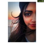 Mamta Mohandas Instagram – Dear 🌅 , will you stop for a selfie with me? 

 #sunset #sunsetphotography #sunsetlovers #selfie