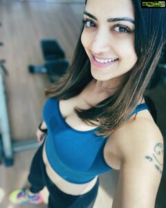 Mamta Mohandas Instagram - It’s the first weekday morning of 2022.
I Hope that y’all begin this year with the power, enthusiasm and a zeal to start everyday of this year with the sun shining bright on you and a promise to self to make the most of every single day and to live in gratitude. 
Every breath you take is a new opportunity to make yours or someone else’s lives better. Be aware of this. 
May you get fitter, smarter, wiser, freer, kinder, healthier and most important happier.
Happy New Year 2022. 
#stayfit #fiton #ﬁtness #monday #morning #weekday #happynewyear #2022 #notetoself