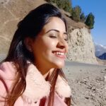 Manali Rathod Instagram - Yeh haseen wadiyan ❄️🏔️ #KashmirDiaries