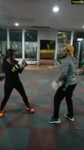 Manali Rathod Instagram - #BoxingDay 🥊 @fitnesswithimran