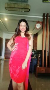 Manali Rathod Instagram - Twirling into the weekend like 💃✨