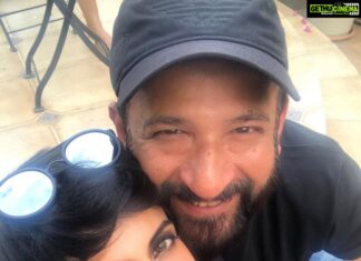 Mandira Bedi Instagram - 15th August: Was always a celebration. Independence Day 🇮🇳 and Rajs Birthday.. ❣️ Happy Birthday Raji.. we miss you and hope that you are watching us and have our backs like you always did.. The gaping void will never be filled 💔 Here’s hoping you’re in a better place. 🙏🏽Peaceful and surrounded by love.. ❤️