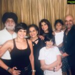 Mandira Bedi Instagram - Blessed to have got these days with my family.. 🧿❣️ So #Grateful ❤️ #aboutlastnight