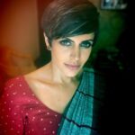 Mandira Bedi Instagram - Grateful to be back to work. Grateful for all the kindness that is coming my way. Grateful and blessed for the people in my life.. And oh so Grateful to be healthy and alive 🙏🏽❤️ 🧿 . . #shukr #beginagain #gratitude 🙏🏽❤️ Khar West