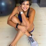 Mandira Bedi Instagram - Tara took this picture!! This smile is for my baby ❤️ #postworkout