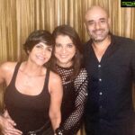 Mandira Bedi Instagram - Blessed to have got these days with my family.. 🧿❣️ So #Grateful ❤️ #aboutlastnight