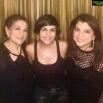 Mandira Bedi Instagram - Blessed to have got these days with my family.. 🧿❣️ So #Grateful ❤️ #aboutlastnight