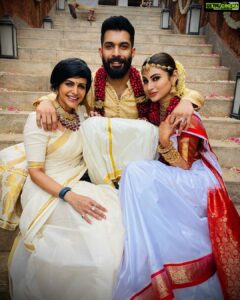 Mandira Bedi Instagram - Ecstatic to be with and thrilled for my fav people  Mr and Mrs Nambiar !! 🧿❤️🙌🏽Beautiful ceremony ! 
I love you @imouniroy @nambiar13 ❤️
