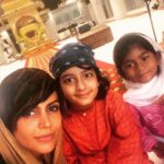 Mandira Bedi Instagram – A visit to the #Gurudwara can lift your spirits this festive season. 🙏🏽#HappyDiwali to all of you from me and mine .. ❤️❣️🪔🧿