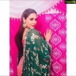 Mandy Takhar Instagram - @jewelzbyhardeep 💞 @scarlet_by_shrutijamaal 💞 #mandytakhar