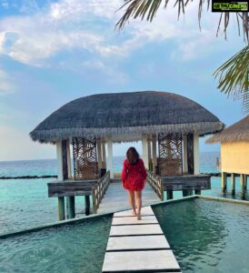 Mandy Takhar Instagram - #paradise ❤️💫