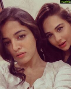 Mandy Takhar Instagram - Just one for the record #2020 🙌🏼@wamiqagabbi 🥴 #mood