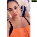 Mandy Takhar Instagram - Oh Hey there.. 🧡 #selfiesunday