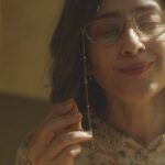 Manisha Koirala Instagram – Diana Rustom Irani, the proverbial Indian mamma forced to choose between her husband’s legacy and her son’s dreams! Maska premieres 27th March, only on @netflix_in.