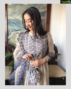 Manisha Koirala Instagram - Today ..
Makeup&hair- @rashmishastri 
Outfit- @naazbynoor
Jewellery- @curiocottagejewelry
Styled by @surinakakkar
Assisted by @kavyasonil02 @vasudhaguptaa