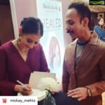 Manisha Koirala Instagram – Happy birthday @mickey_mehta the worlds best wellness coach!! Thank you for what you do in the world of inner n outer fitness..your wisdom helps many and specially to people like me who need guidance constantly on various aspects of well-being..may your expertise reach far n beyond .. 🎉🎂🥳 Mumbai, Maharashtra