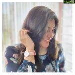 Manjima Mohan Instagram - Update your style for the coming season! Timeless accessories are always available at @danielwellington. You can also get an additional 15% discount with my code DWXMANJIMA on their website. #danielwellington Chennai, India