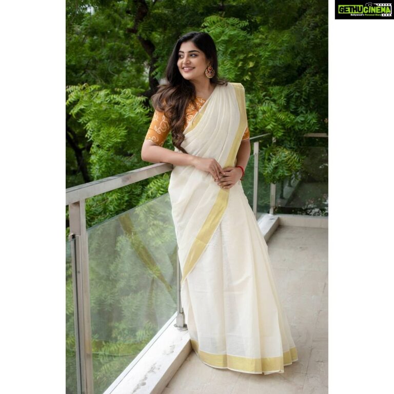Manjima Mohan Instagram - With these pretty festive picks from @ajiolife ,there's no stopping the Onam celebrations this year! Find the perfect Onam styles for yourself and to gift that special someone at up to 70% off, only on AJIO.com. Hit #linkinbio to shop now! #UnstoppableOnam #AjioLove