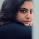 Manjima Mohan Instagram – I love to keep things simple, and that’s true for my skin routine as well😊

@drrenitarajan @chosen_by_dermatology