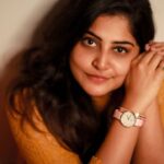 Manjima Mohan Instagram – Valentine’s day is known as the day of love 💕
Treat your beloved ones or yourself this Valentine’s.
@danielwellington has the perfect gift of love- the new Elan bracelet/necklace.
 Pamper your dear ones and get a 10% off when you purchase 2 or more products. You can also use my code “DWXMANJIMA” for an extra 15% off! ☺️

#danielwellington #DWgiftsoflove Chennai, India