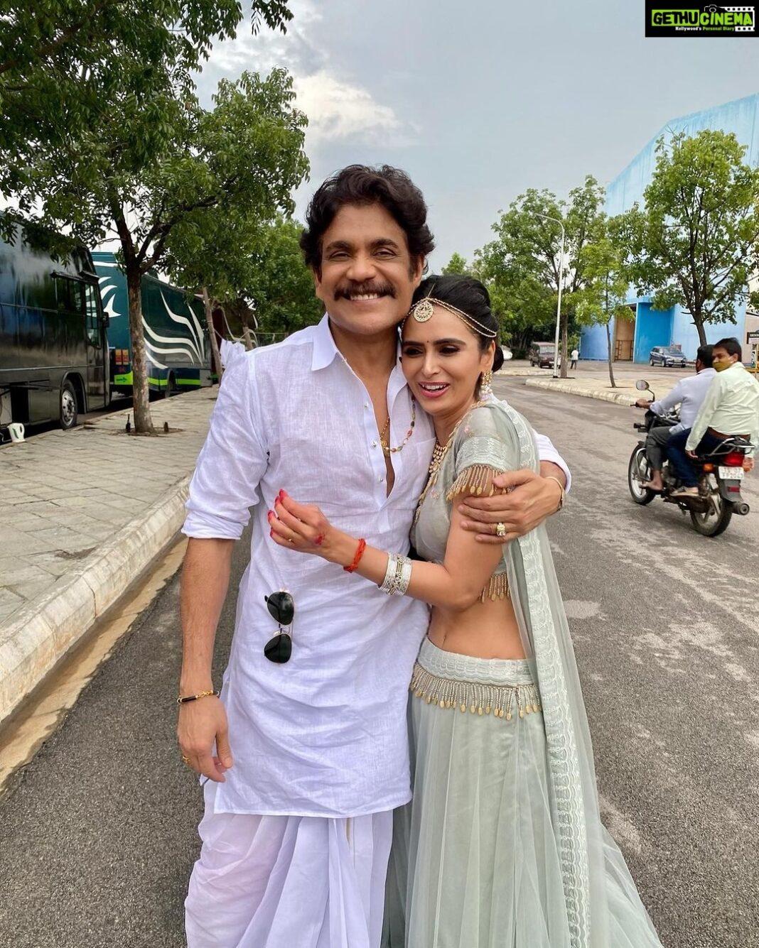 Meenakshi Dixit Instagram - Congratulations for the terrific response of #bangarraju 👏
King #nagarjunaakkineni Sir ❤️
#nagarjuna #kingnagarjuna #telugucinema #superhit #meenakshidixit #teamwork
@nagarjuna.akkinenifb Ramoji Filmcity Hyderabad Meenakshi Dixit Instagram - Congratulations for the terrific response of #bangarraju 👏 King #nagarjunaakkineni Sir ❤️ #nagarjuna #kingnagarjuna #telugucinema #superhit #meenakshidixit #teamwork @nagarjuna.akkinenifb Ramoji Filmcity Hyderabad